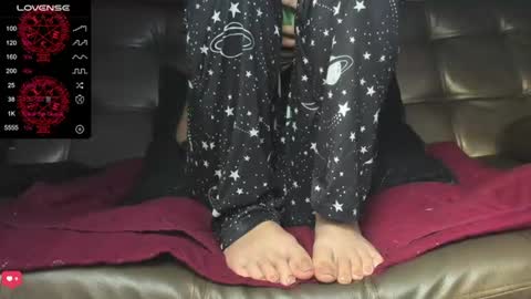 Snapshot of cleosexxx chatting on 17, 7, 2026 cleo y maikol online show from 17, 7, 2026