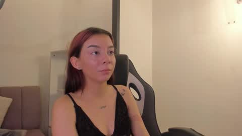 cleowhite_ online show from 27, 2, 2026