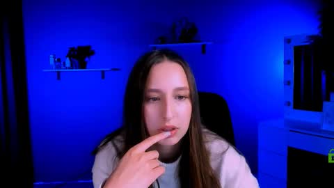 Snapshot of clery_kitt chatting on 3, 10, 2025 clery_kitt online show from 3, 10, 2025