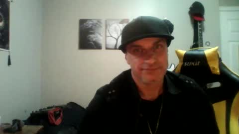 Snapshot of clintwood12 chatting on 5, 3, 2025 chad online show from 5, 3, 2025