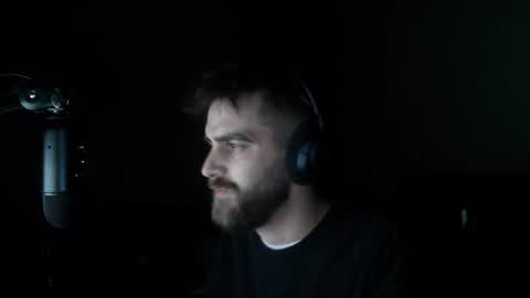 Snapshot of clipsonog chatting on 8, 11, 2025 AMA TAKE CHATURBATE OVER LETSGOOOOO started februari 12 2024 online show from 8, 11, 2025