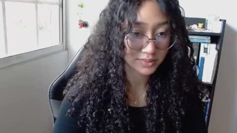 Clitia online show from 2, 2, 2026