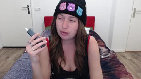 Syl  online show from 28, 1, 2025