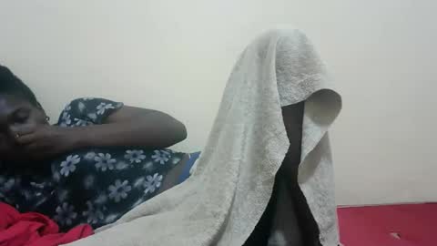 Snapshot of clity_creamer chatting on 18, 9, 2025 clity_creamer online show from 18, 9, 2025