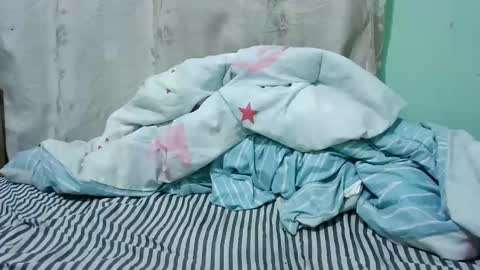 Snapshot of clity_creamer chatting on 27, 10, 2025 clity_creamer online show from 27, 10, 2025