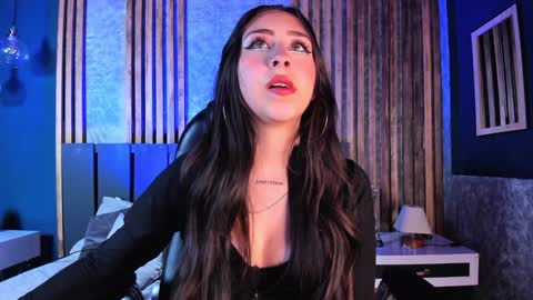 Snapshot of cloe_martinez_ chatting on 23, 12, 2024 Cloe online show from 23, 12, 2024