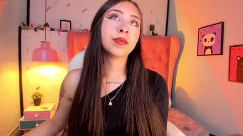 Snapshot of cloe_martinez_ chatting on 25, 1, 2025 Cloe online show from 25, 1, 2025