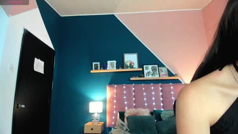 Snapshot of cloe_martinez_ chatting on 29, 1, 2025 Cloe online show from 29, 1, 2025