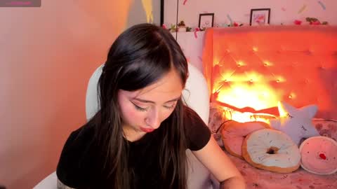 Snapshot of cloe_martinez_ chatting on 1, 2, 2025 Cloe online show from 1, 2, 2025
