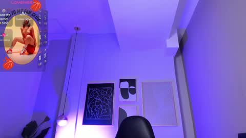 Snapshot of cloe_martinez_ chatting on 9, 9, 2025 Cloe online show from 9, 9, 2025