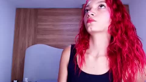 Snapshot of cloe_stanfort chatting on 7, 7, 2026 Cloe Stanfort online show from 7, 7, 2026