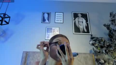 cloedurant online show from 25, 3, 2026