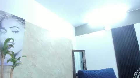 Snapshot of cloee_rabbyt chatting on 20, 11, 2025 CLOE online show from 20, 11, 2025