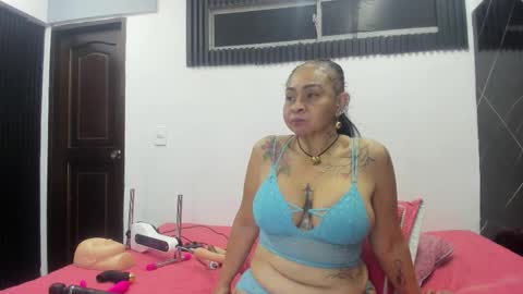 CLOE online show from 21, 12, 2025