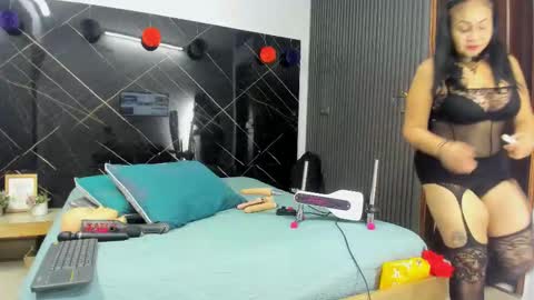 CLOE online show from 7, 1, 2026