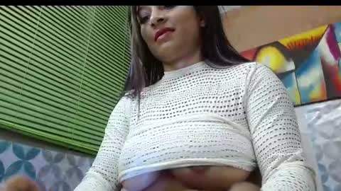 cloenjones online show from 5, 7, 2026