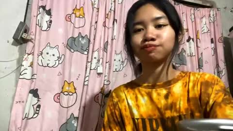 Mikki online show from 18, 5, 2026