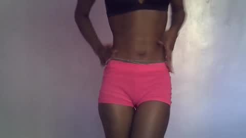 Snapshot of cloudy_bella chatting on 11, 4, 2026 Ella online show from 11, 4, 2026