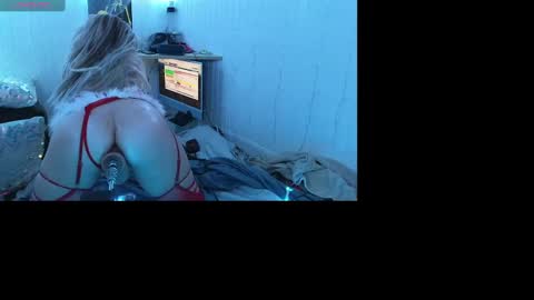 Snapshot of clover51980 chatting on 4, 12, 2024 Clover51980 online show from 4, 12, 2024