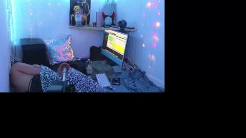 Snapshot of clover51980 chatting on 23, 12, 2024 Clover51980 online show from 23, 12, 2024
