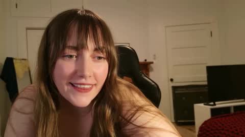 Snapshot of clover_tully chatting on 15, 2, 2026 Clover online show from 15, 2, 2026