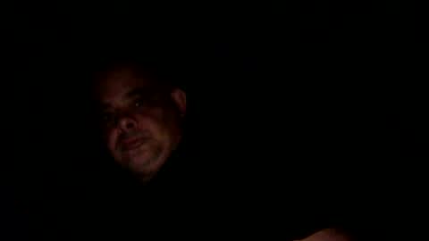 Snapshot of clubtm002 chatting on 17, 10, 2025 clubtm002 online show from 17, 10, 2025