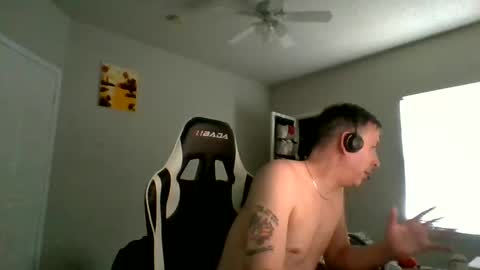 Snapshot of cmypenis chatting on 2, 3, 2025 Master Bates online show from 2, 3, 2025