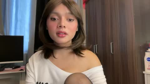 Snapshot of cocktaileciousalessia chatting on 30, 7, 2026 Call me Alesh online show from 30, 7, 2026