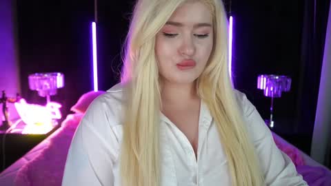 onlyfans amyleyy online show from 17, 12, 2024