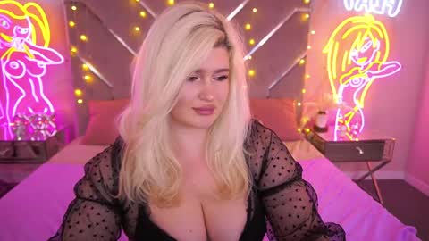 Snapshot of cocosecretss chatting on 6, 5, 2026 onlyfans amyleyy online show from 6, 5, 2026