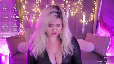 Snapshot of cocosecretss chatting on 7, 6, 2026 onlyfans amyleyy online show from 7, 6, 2026