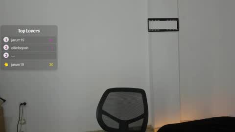 Snapshot of cody_evanss chatting on 18, 9, 2025 cody online show from 18, 9, 2025