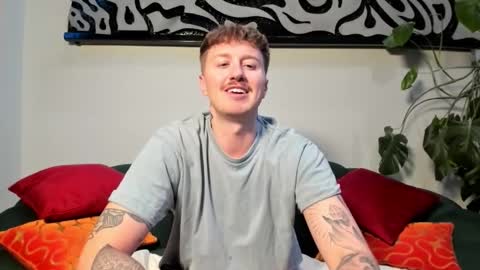 Snapshot of codygunzxxx2 chatting on 15, 5, 2026 Cody and Emeraldboy online show from 15, 5, 2026