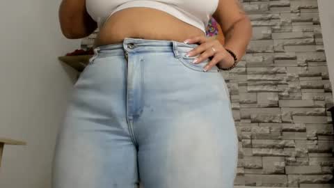 Snapshot of coffee_hot chatting on 22, 1, 2025 laurita online show from 22, 1, 2025