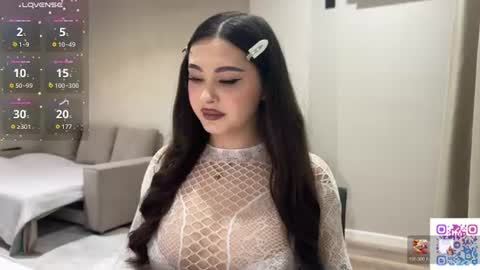 Snapshot of coffee_wihtout_milk chatting on 16, 6, 2026 Yumi online show from 16, 6, 2026
