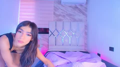 colett online show from 7, 11, 2025