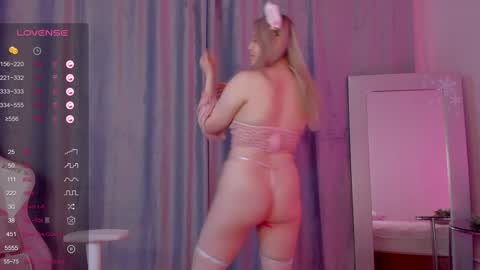 Collen Mon Tue Wed Thu Fri GMT 3 0300am - 0900am  online show from 14, 1, 2025