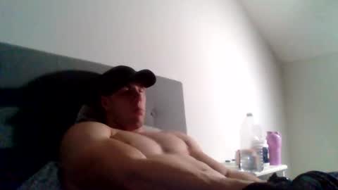 Snapshot of college_muscle chatting on 23, 1, 2025 foreverxshredded online show from 23, 1, 2025