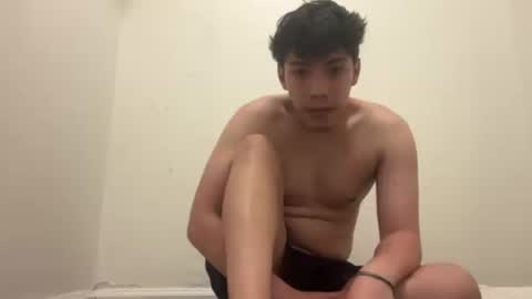 Snapshot of collegeguy236 chatting on 8, 10, 2025 collegeguy236 online show from 8, 10, 2025