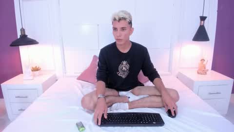 COLLEMAN online show from 24, 1, 2025