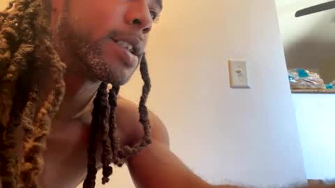 Heavyd614 online show from 6, 12, 2024