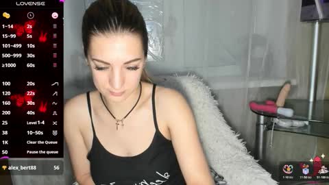 Mia online show from 17, 11, 2025