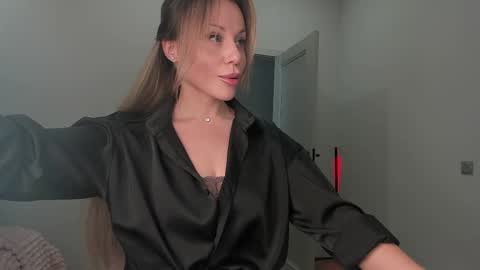 Snapshot of cometoseeme_ chatting on 13, 9, 2025 Alice online show from 13, 9, 2025