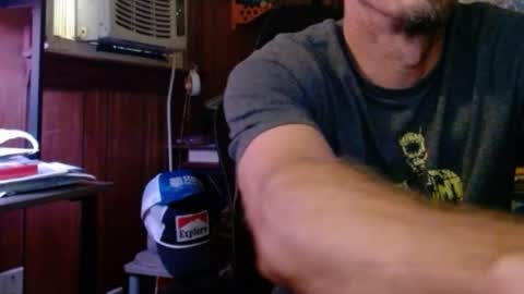 Snapshot of comic_king27 chatting on 4, 7, 2026 Nelson or ComicKing and sometime Peachy143 online show from 4, 7, 2026