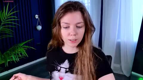 Snapshot of compote__ chatting on 5, 10, 2025 Polly online show from 5, 10, 2025