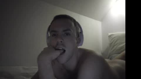 dreamy eyed lover online show from 10, 1, 2026