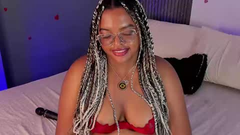 Snapshot of conielaurenth chatting on 15, 2, 2025 conielaurenth online show from 15, 2, 2025