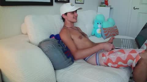 Snapshot of connertwunk chatting on 21, 5, 2026 ConnerTwunk online show from 21, 5, 2026
