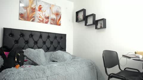 conni_f00x online show from 17, 1, 2025