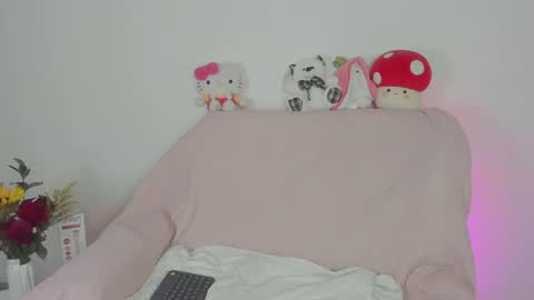 Snapshot of connor_and_angel chatting on 19, 6, 2026 connor_and_angel online show from 19, 6, 2026